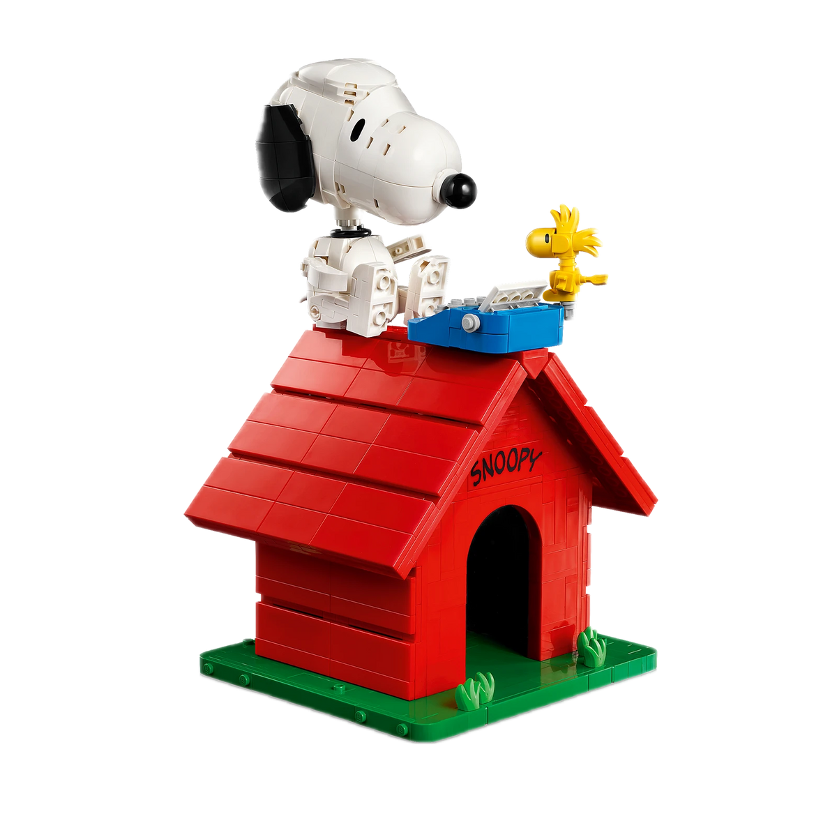 LEGO Ideas Peanuts Snoopy's Doghouse 21368, doghouse front view