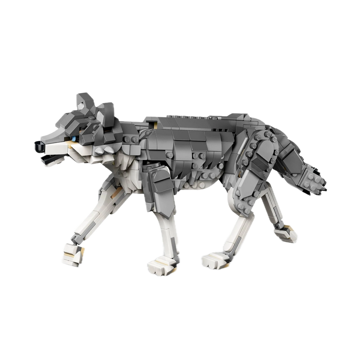LEGO Creator 3in1 Forest Animals: Gray Wolf 31393, wolf build, side view